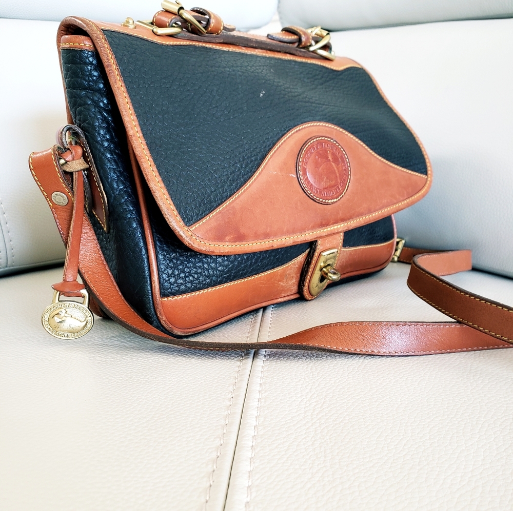 Vintage Dooney & Bourke Cross Body Bag